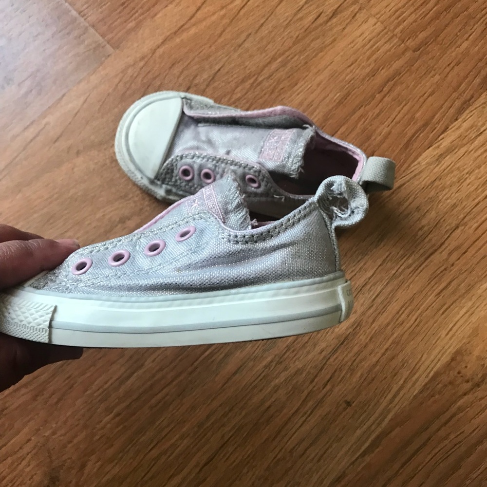 Sliver Converse